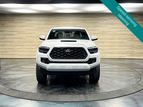Used 2023 Toyota Tacoma TRD Sport AWD/4WD image 9
