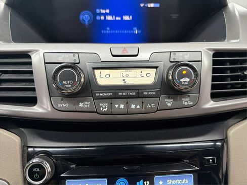 Used 2017 Honda Odyssey EX-L image 21
