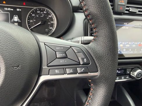 New 2025 Nissan Versa SR w/ Trunk Package image 20