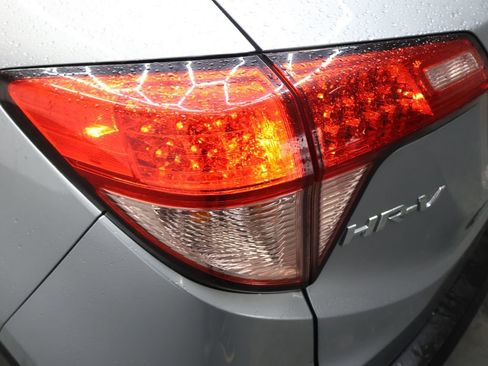 Used 2017 Honda HR-V EX image 27