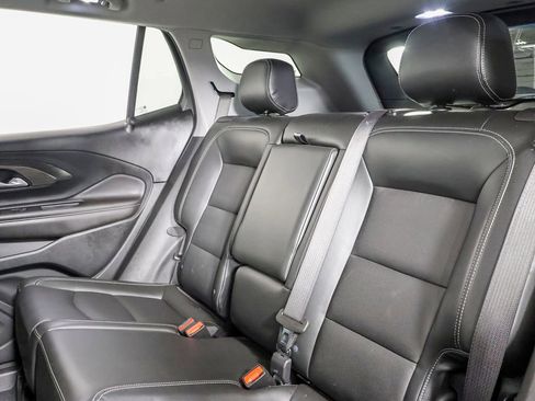 Used 2022 GMC Terrain SLT w/ Tech Package image 10