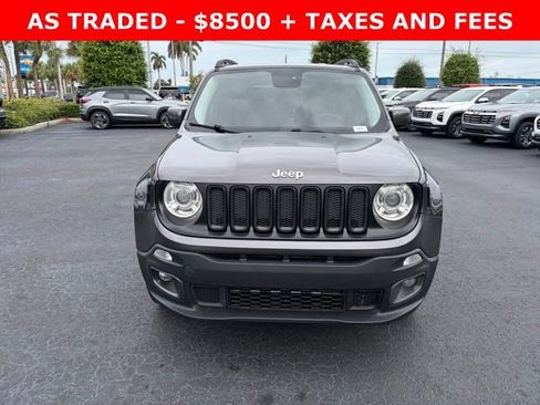 Used 2017 Jeep Renegade Latitude w/ Safety & Security Group FWD image 2