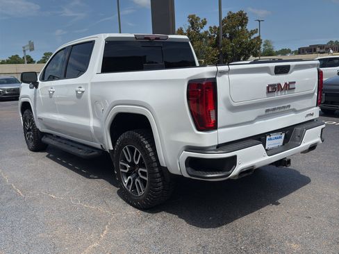 Used 2020 GMC Sierra 1500 AT4 w/ AT4 Premium Package AWD/4WD image 7