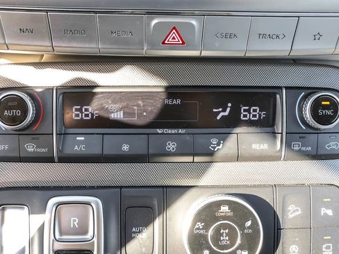 Used 2020 Hyundai Palisade Limited image 25