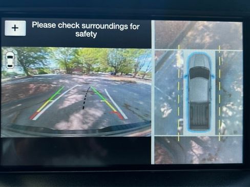 Used 2016 Ford F150 Platinum w/ Equipment Group 701A Luxury image 12