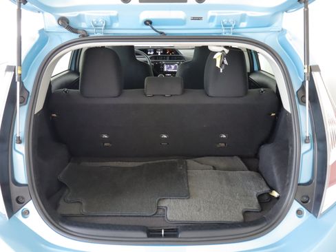 Used 2015 Toyota Prius C One FWD image 18