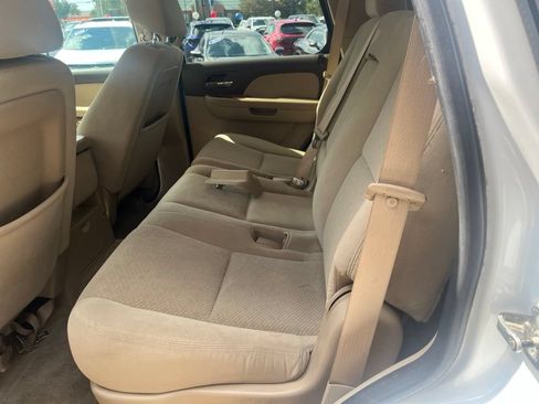 Used 2008 GMC Yukon SLE RWD image 12