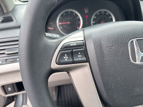 Used 2011 Honda Accord LX image 15