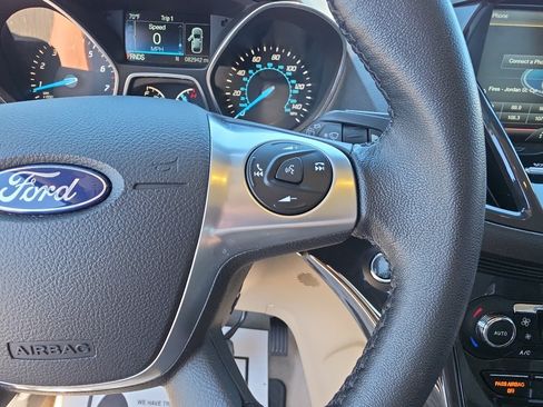 Used 2015 Ford Escape Titanium AWD/4WD image 14