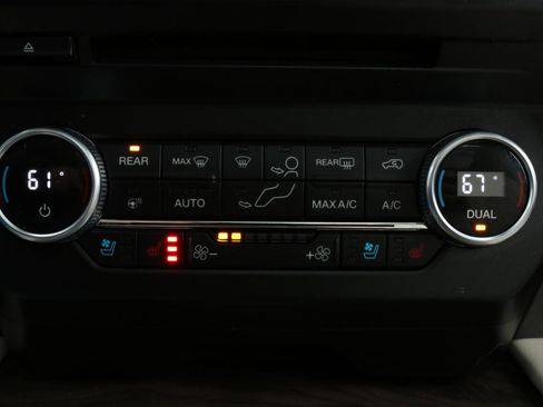 Used 2018 Ford Expedition Max Platinum image 37