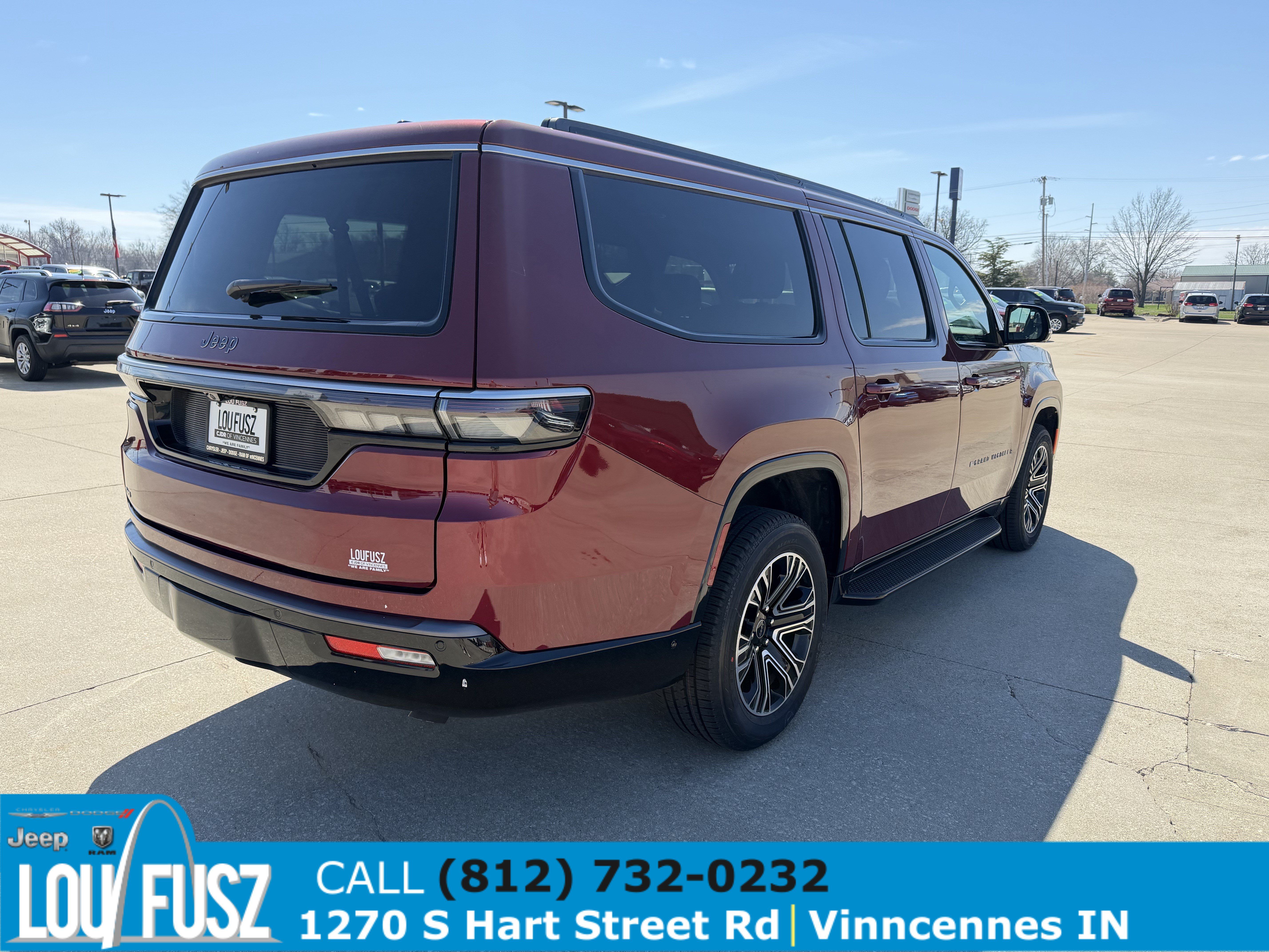 New 2026 Jeep Grand Wagoneer L 4WD w/ Premium Group I image 7