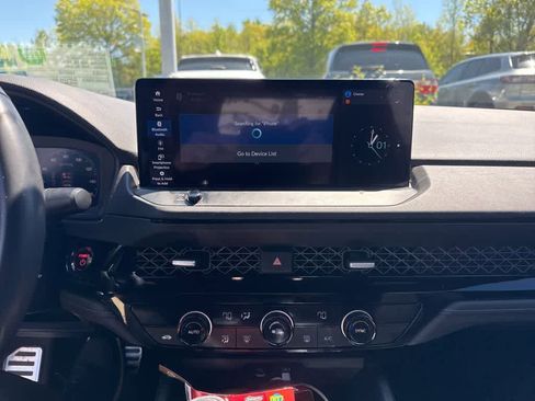 Used 2023 Honda Accord Sport image 11