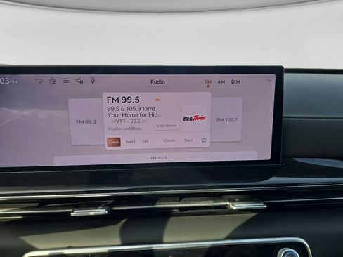 Used 2025 Genesis GV80 2.5T Standard image 21