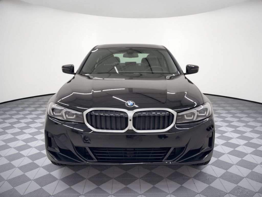 Used 2023 BMW 330i Sedan w/ Parking Assistance Package RWD image 6