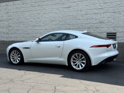 Used 2017 Jaguar F-TYPE Coupe RWD image 2