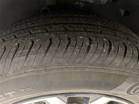 Used 2023 Chevrolet TrailBlazer LT w/ Convenience Package image 23