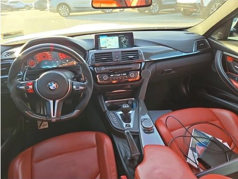 Used 2017 BMW M3 RWD image 3