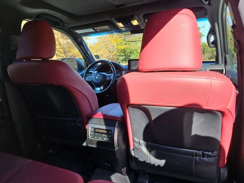 Used 2023 Lexus GX 460 Premium image 18