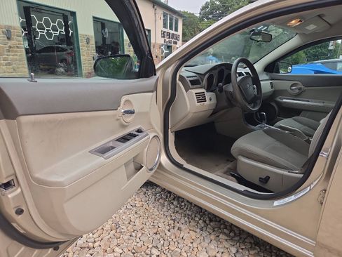 Used 2009 Dodge Avenger SXT FWD image 14