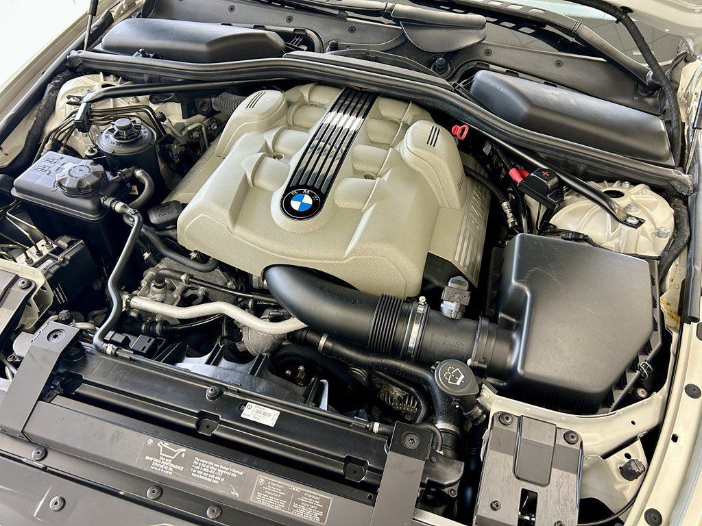 Used 2004 BMW 645Ci Convertible RWD image 17