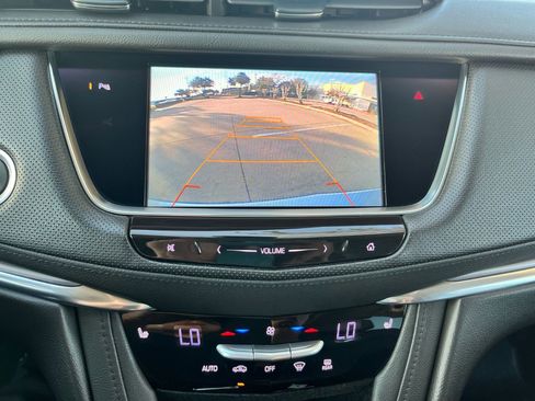 Used 2017 Cadillac XT5 Luxury w/ Driver Awareness Package image 28