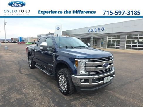 Used 2019 Ford F250 Lariat w/ Chrome Package image 1