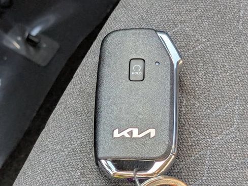 Certified 2024 Kia Seltos S FWD image 27