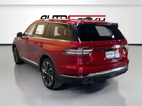Used 2025 Lincoln Aviator Reserve w/ Equipment Group 201A AWD/4WD image 5