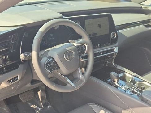 Used 2025 Lexus RX 350 FWD w/ Technology Package image 12