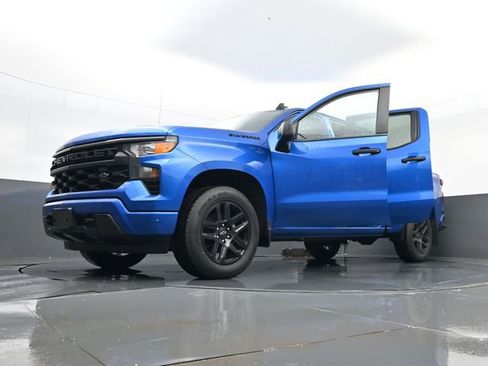 Used 2022 Chevrolet Silverado 1500 Custom w/ LPO, Dark Essentials Package AWD/4WD image 30
