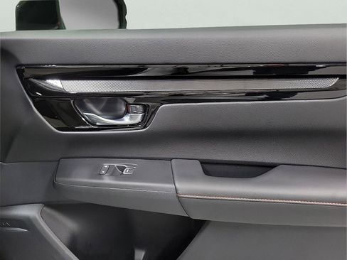 Used 2025 Honda CR-V Sport Touring image 16