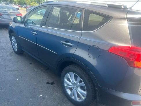 Used 2015 Toyota RAV4 Limited AWD/4WD image 5