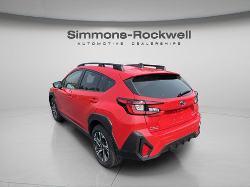 Used 2025 Subaru Crosstrek 2.5i Premium AWD/4WD image 3