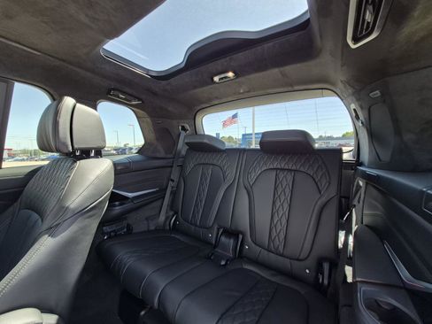 New 2026 BMW X7 xDrive40i image 36