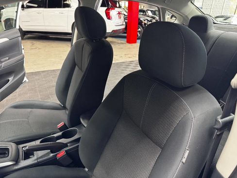 Used 2018 Nissan Sentra S image 33