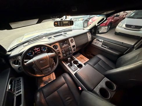 Used 2015 Ford Expedition XLT w/ Equipment Group 201A image 26