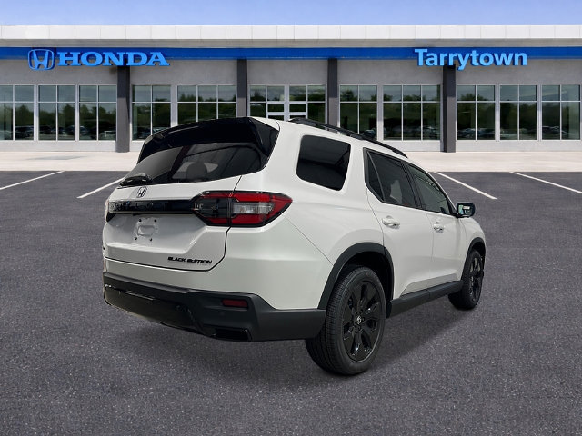 New 2026 Honda Pilot Black Edition image 7