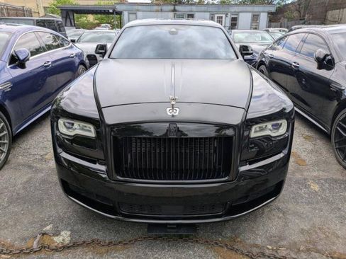 Used 2020 Rolls-Royce Ghost image 2
