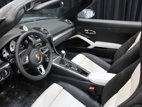 New 2024 Porsche 718 Boxster image 4