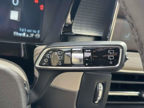 Used 2023 Lincoln Corsair AWD image 21