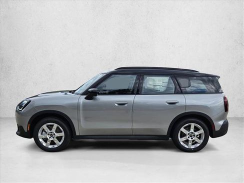 Certified 2025 MINI Cooper Countryman S image 8
