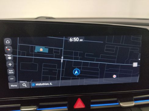 Used 2023 Hyundai Elantra Limited image 25