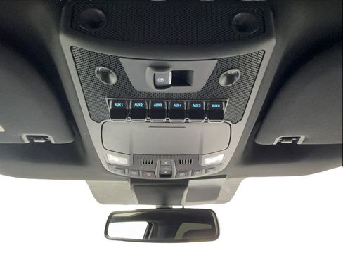 Used 2022 Ford F350 Platinum w/ FX4 Off-Road Package AWD/4WD image 23