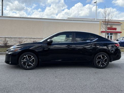 Certified 2024 Nissan Sentra SV image 25