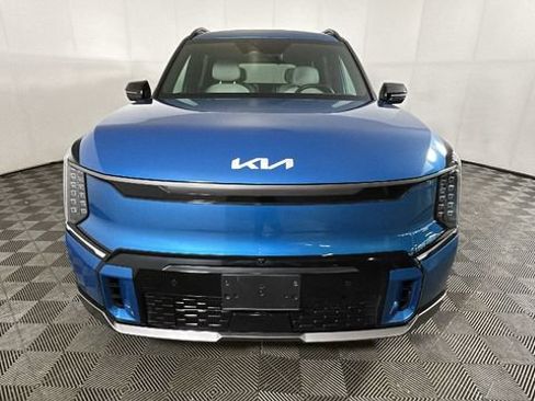 Used 2024 Kia EV9 GT-Line AWD/4WD image 7