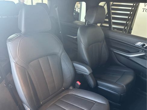 Used 2019 BMW X7 xDrive50i w/ M Sport Package image 8