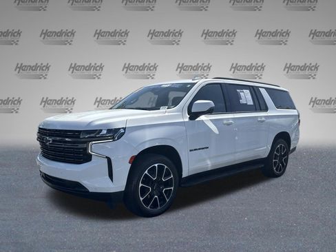 Used 2022 Chevrolet Suburban RST w/ Luxury Package image 5