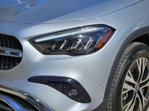 Used 2025 Mercedes-Benz GLA 250 image 9