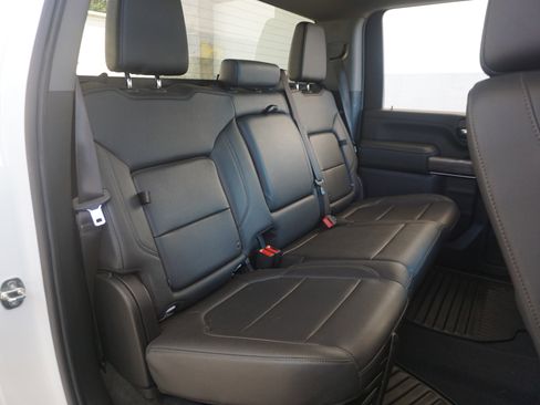 Used 2021 Chevrolet Silverado 2500 LTZ image 19