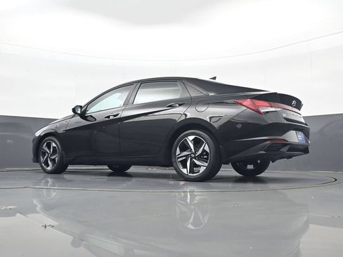 Certified 2023 Hyundai Elantra SEL w/ Convenience Package FWD image 27